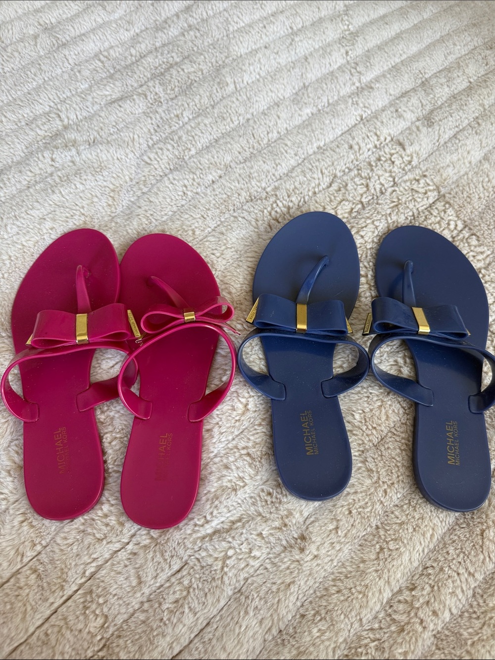 Size 7 - Michael Kors Bow Jelly Sandals in Fuchsia and Navy